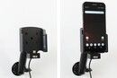 Brodit Aktiv h�llare med USB-kabel och cigg-adapter 721460