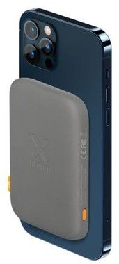 Xtorm FS400U Magnetic Wireless Power Bank