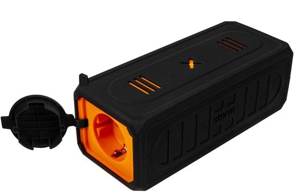 Xtorm Portable Power Socket 70W 19 200mAh