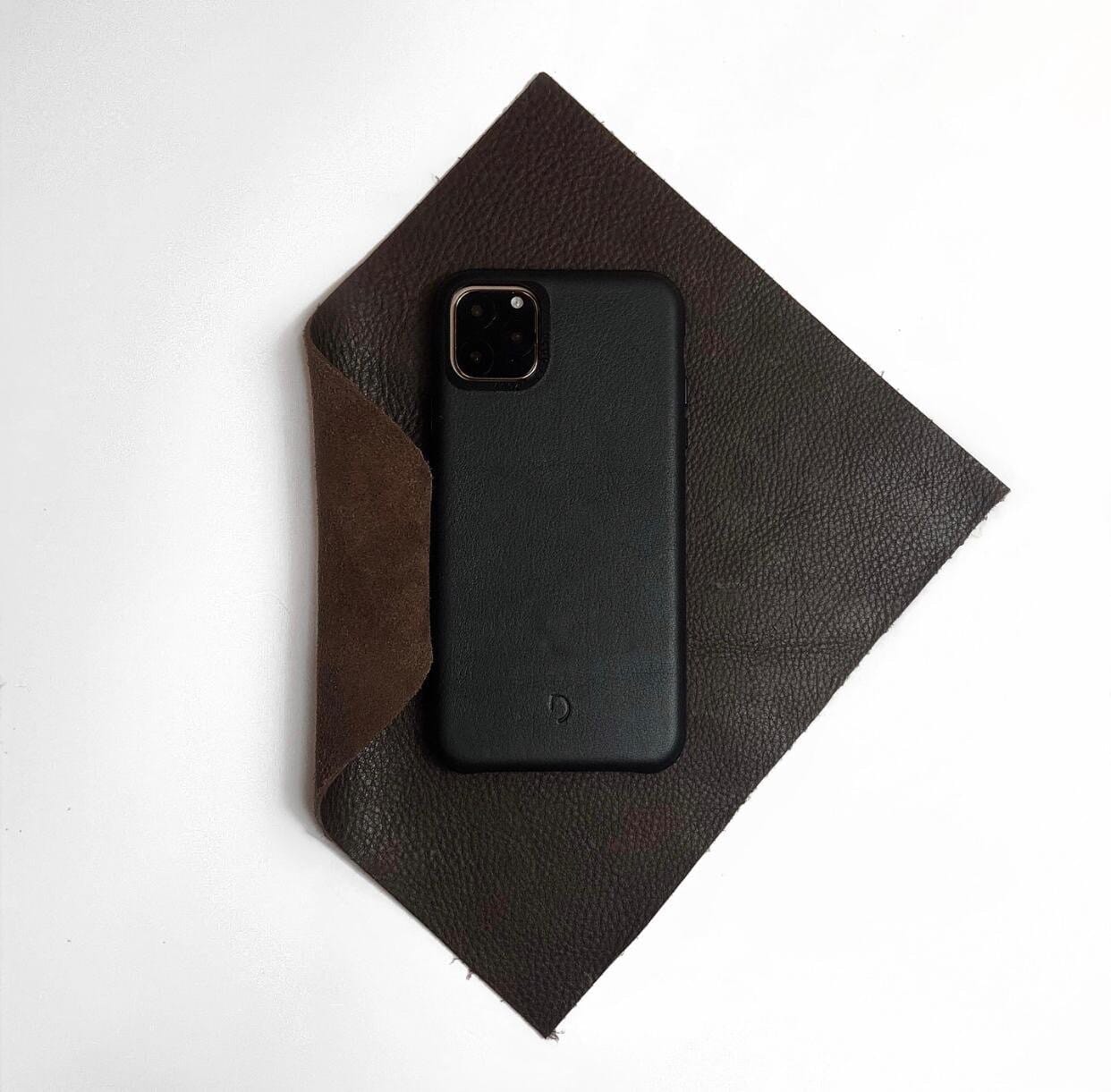 Decoded MagSafe Leather Back Cover (iPhone 12 mini)