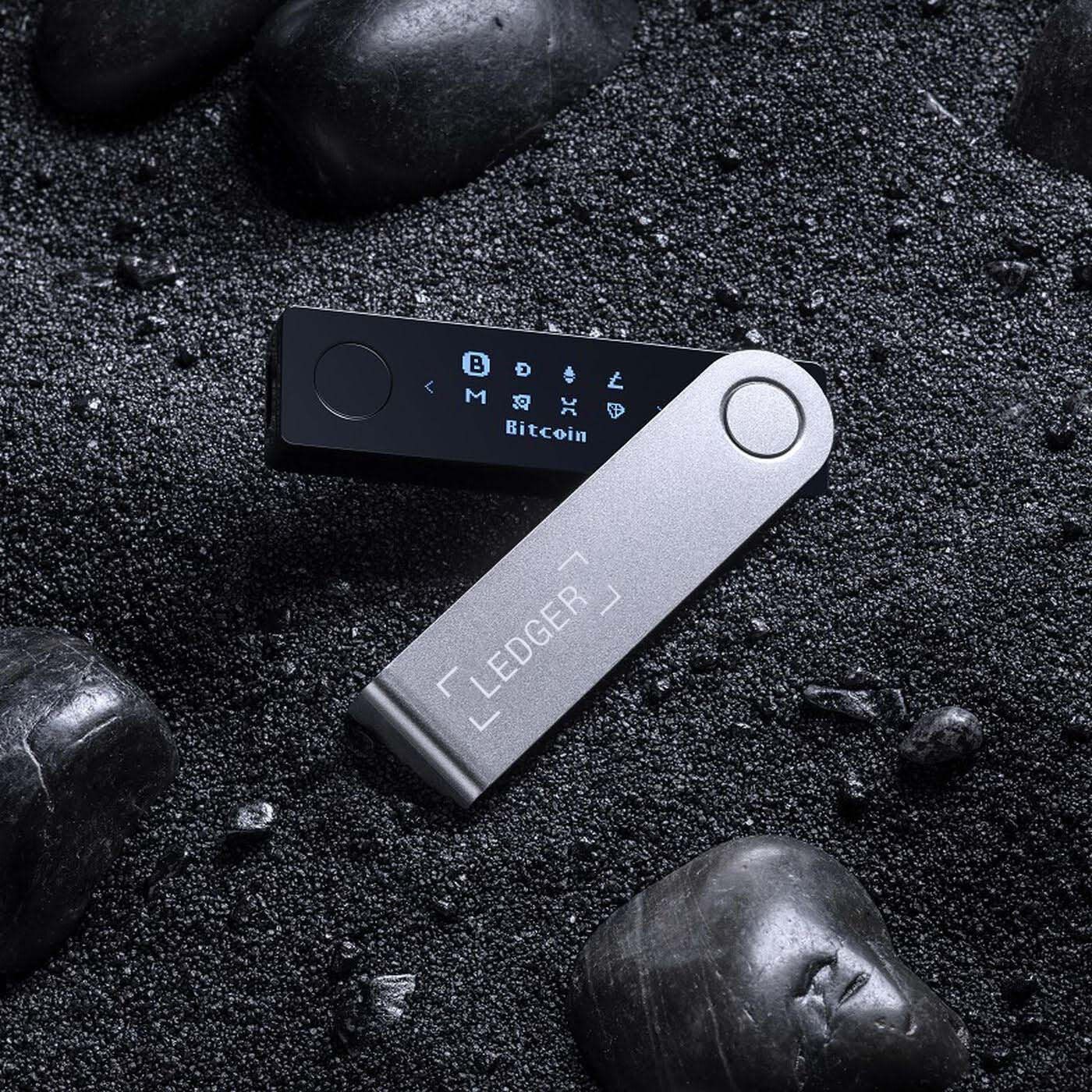 Ledger Nano S Plus - krypto - hårdvaruplånbok