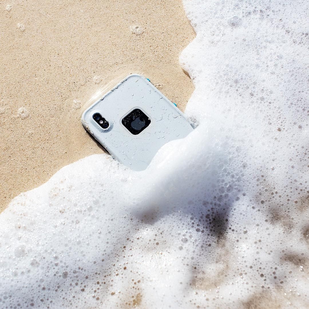 LifeProof på stranden